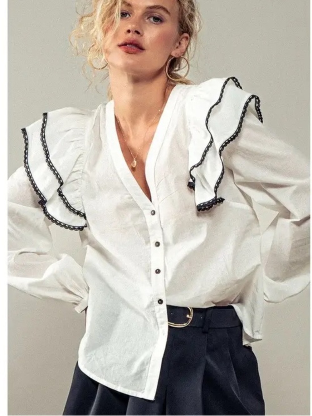 Women’s White Ruffle-Trim Button Front Blouse